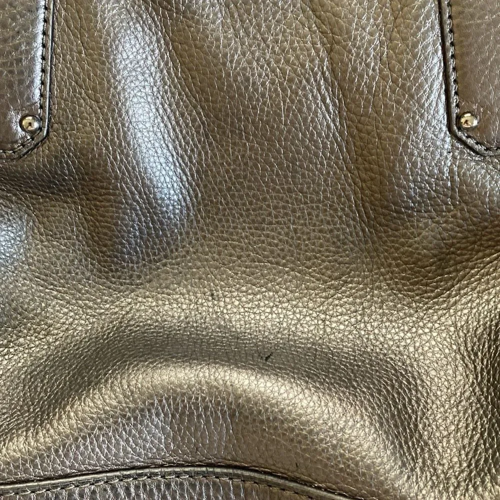 MICHAEL KORS Metallic Silver Gray Pebbled Leather Hobo Style Bag